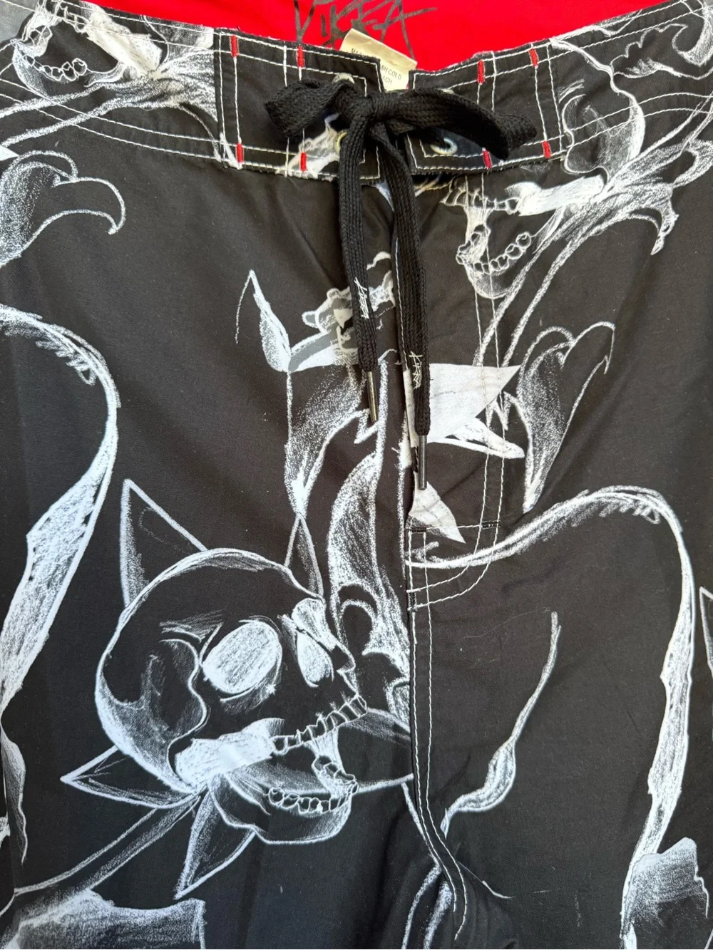 💀 Vintage Y2K Kirra Skull & Floral Graphic Board Shorts